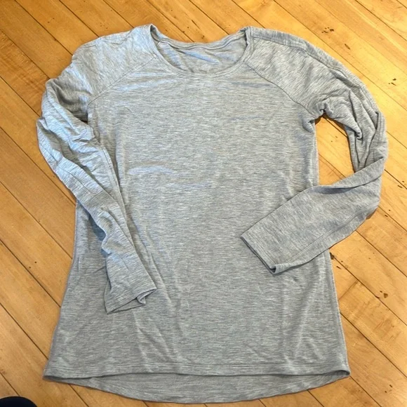 Soft Lululemon shirt - Picture 1 of 2